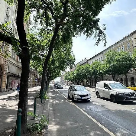 Ferenc Apartamento
